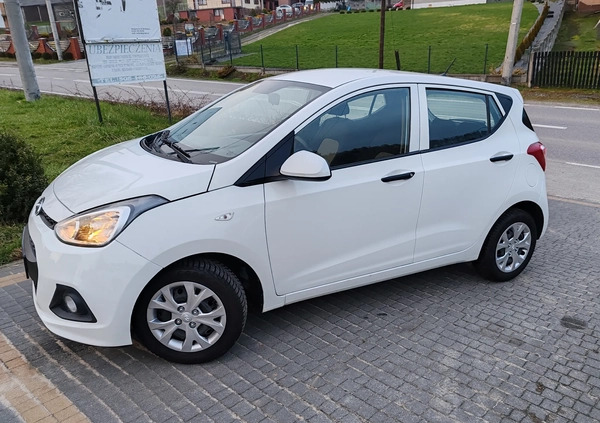 Hyundai i10 cena 26999 przebieg: 145713, rok produkcji 2016 z Wolbrom małe 742